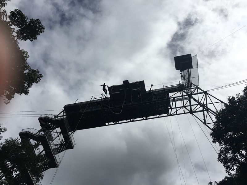 高空蹦極施工廠家分享蹦極注意事項！